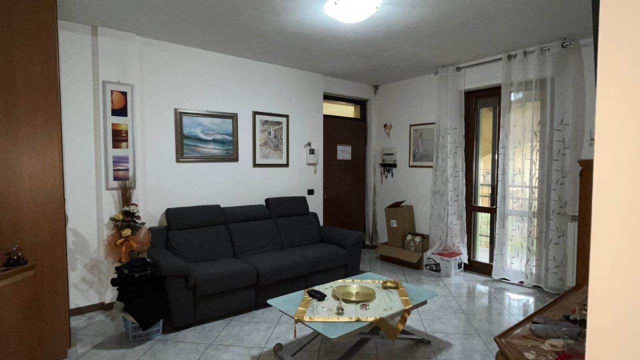 appartamento in vendita a Milano in zona Muggiano