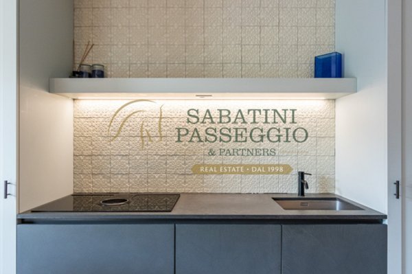 appartamento in vendita a Milano in zona Centro Direzionale