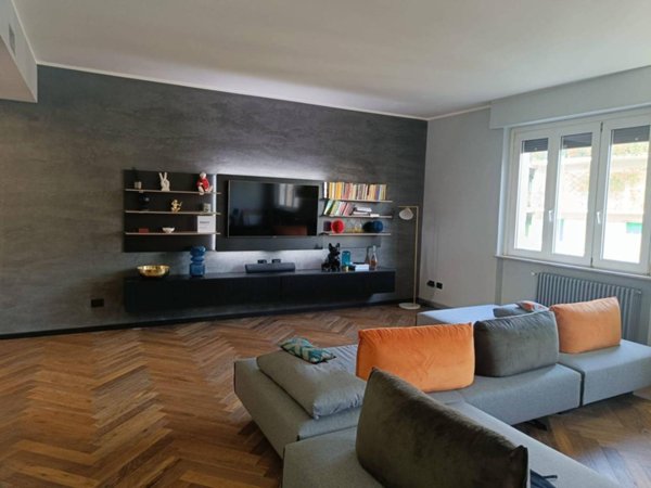 appartamento in vendita a Milano in zona Bullona