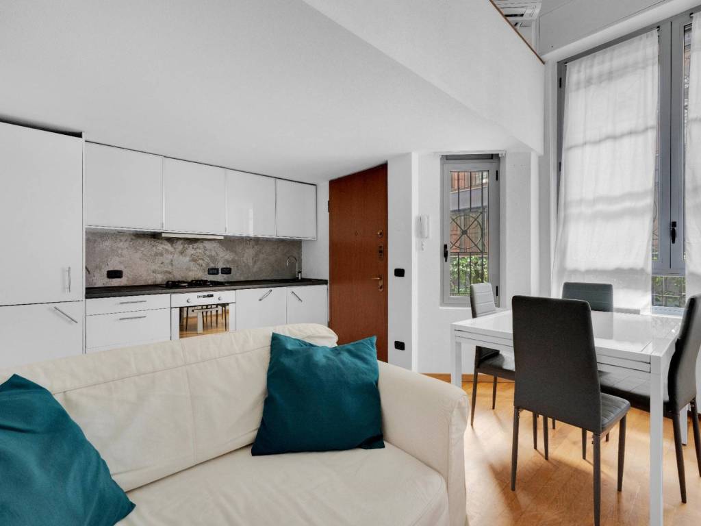 appartamento in vendita a Milano in zona Città Studi