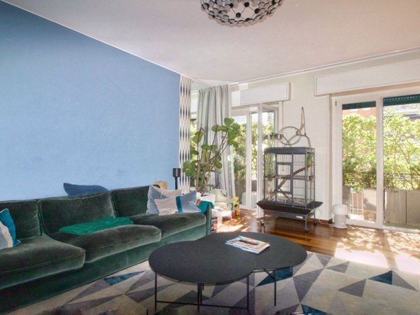 appartamento in vendita a Milano in zona Lorenteggio