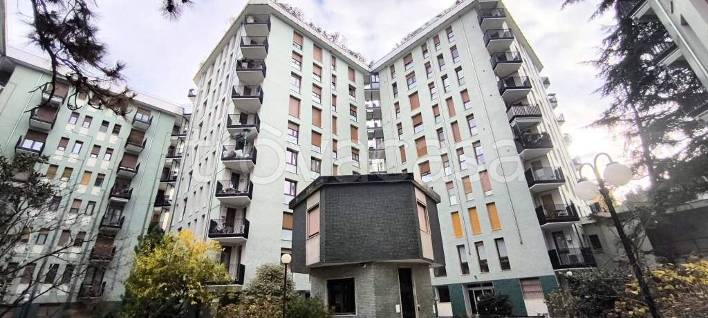 appartamento in vendita a Milano in zona Piazzale Lodi