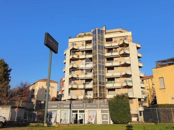 appartamento in vendita a Milano in zona Vialba
