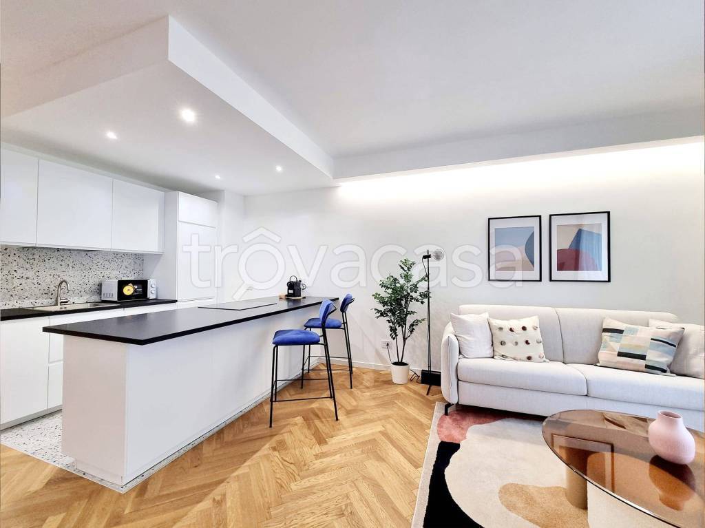 appartamento in vendita a Milano in zona Loreto
