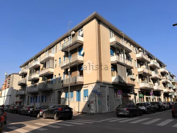 appartamento in vendita a Milano in zona Gorla