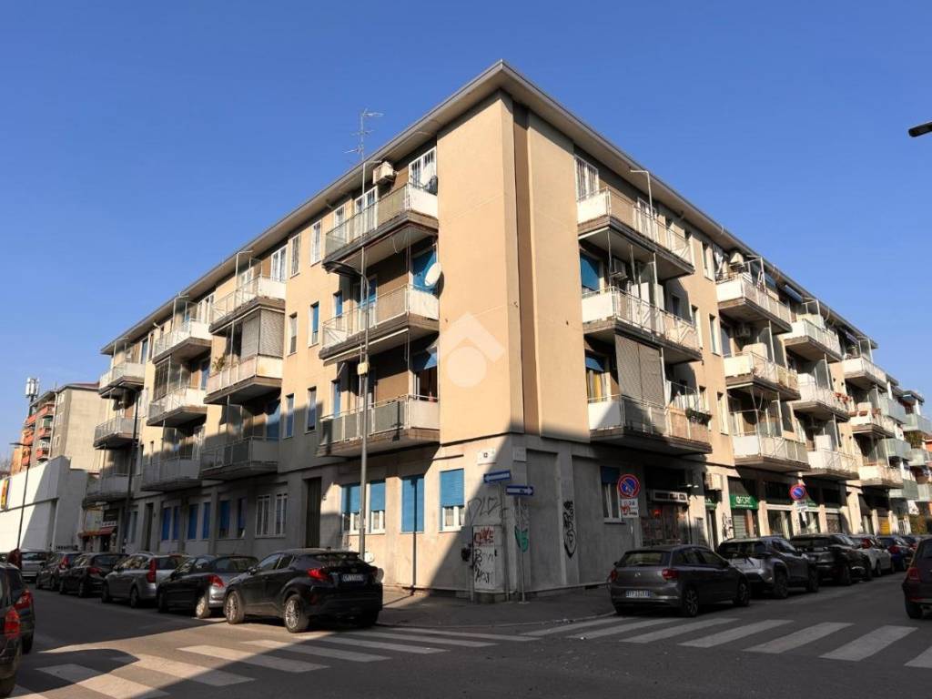 appartamento in vendita a Milano in zona Precotto
