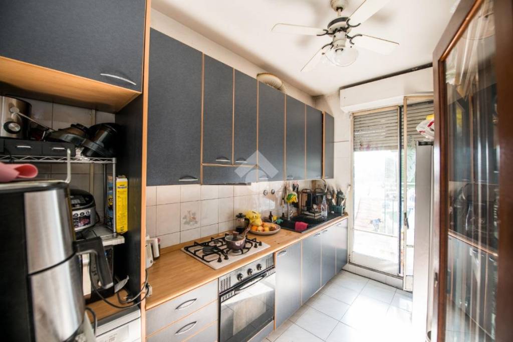 appartamento in vendita a Milano in zona Quartiere degli Olmi