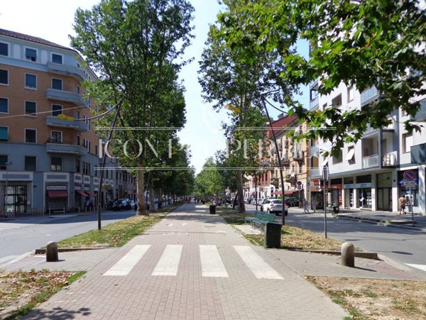 appartamento in vendita a Milano in zona Piazzale Lodi