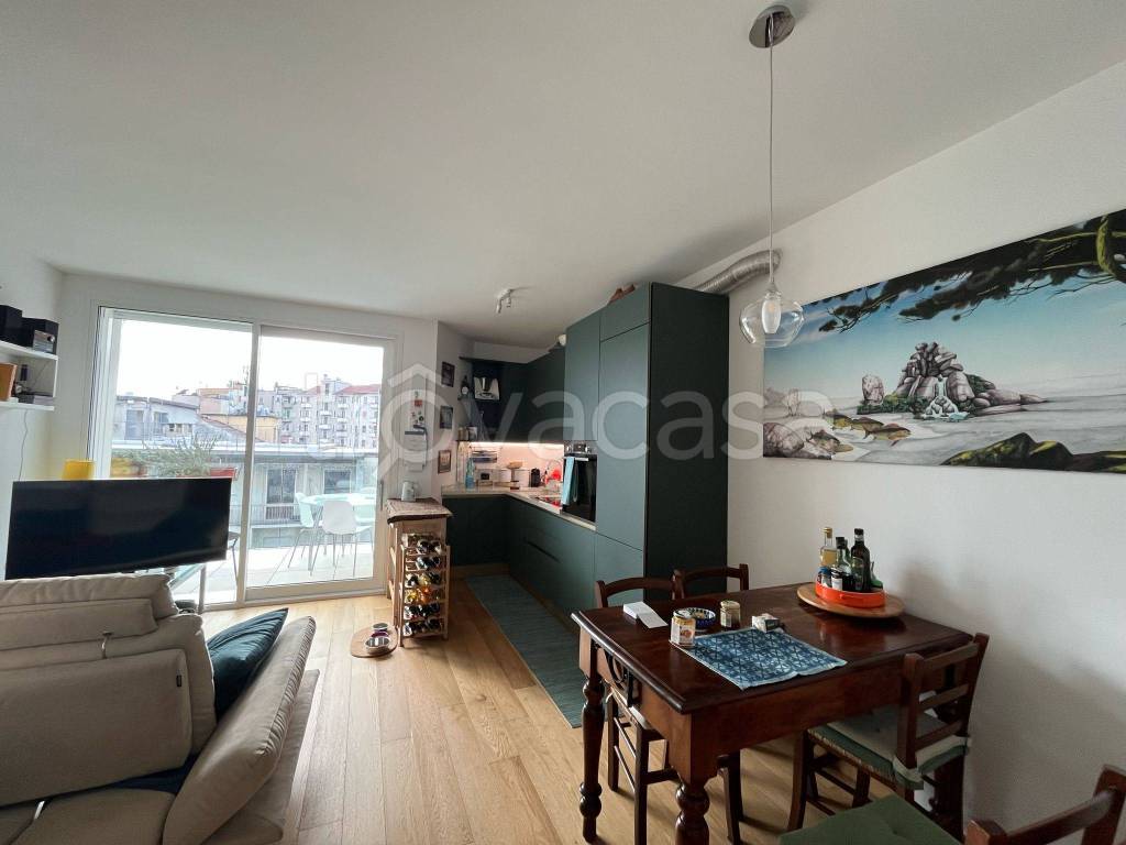 appartamento in vendita a Milano in zona Città Studi
