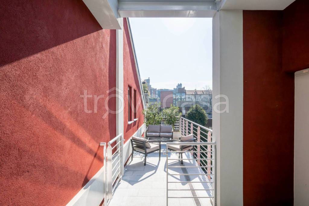 appartamento in vendita a Milano in zona Porta Romana