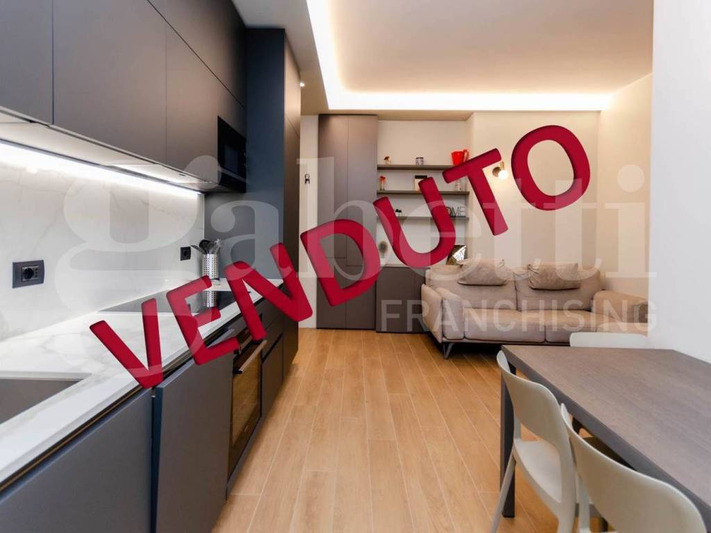 appartamento in vendita a Milano in zona Città Studi