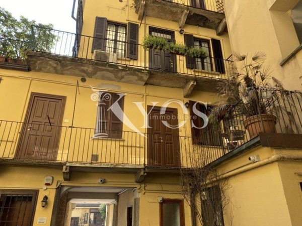 appartamento in vendita a Milano in zona Porta Ticinese
