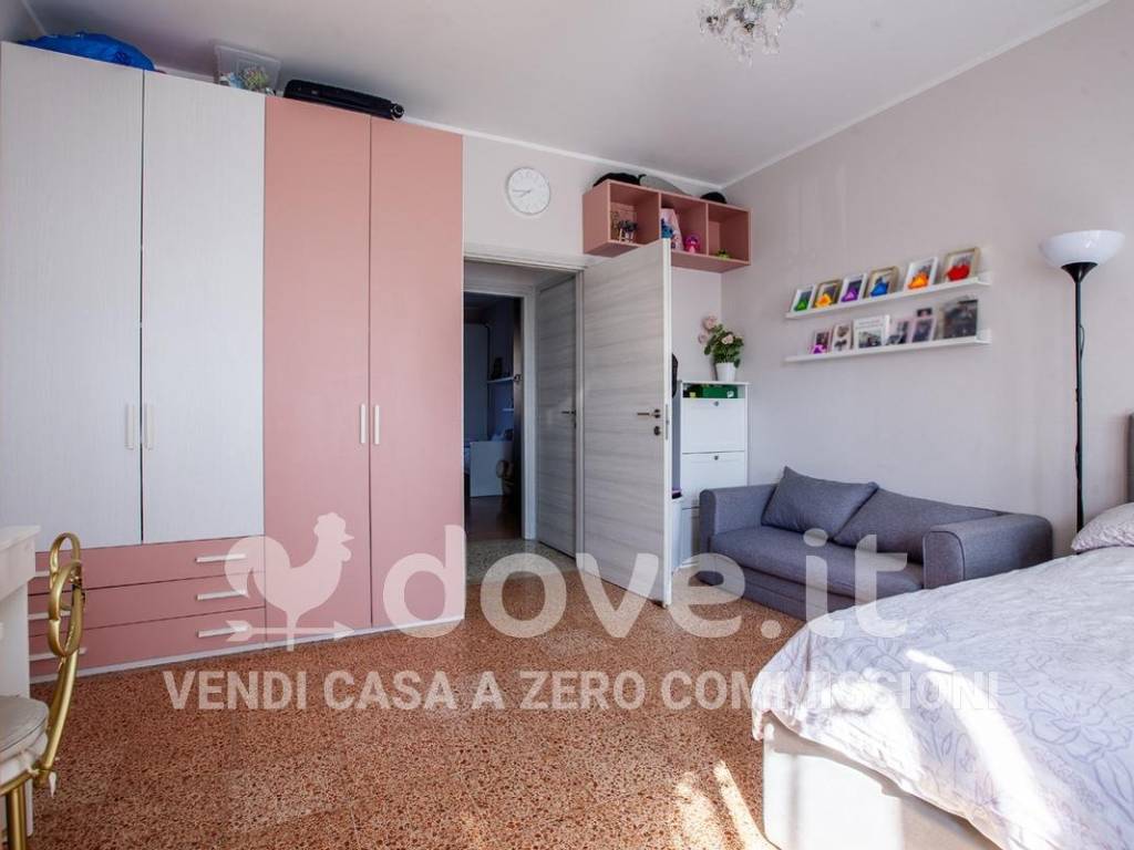 appartamento in vendita a Milano in zona Barona