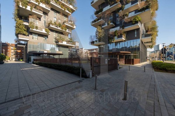 appartamento in vendita a Milano in zona Isola