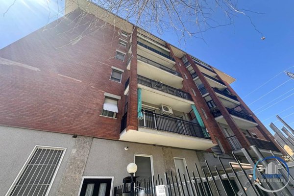appartamento in vendita a Milano in zona Crescenzago