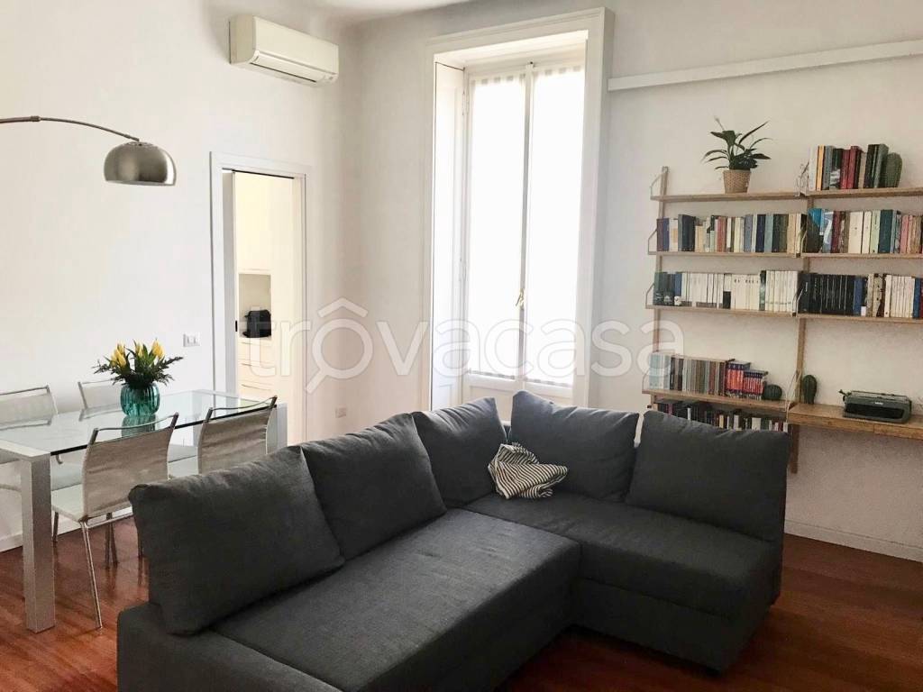 appartamento in vendita a Milano in zona Solari