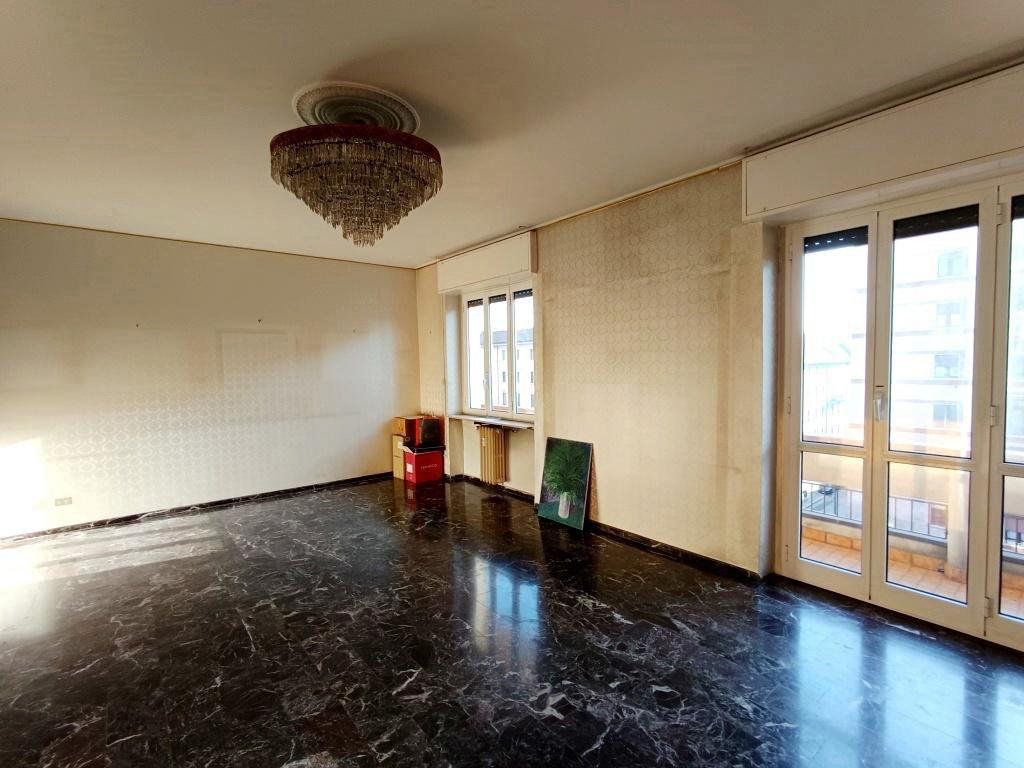appartamento in vendita a Milano in zona Cagnola