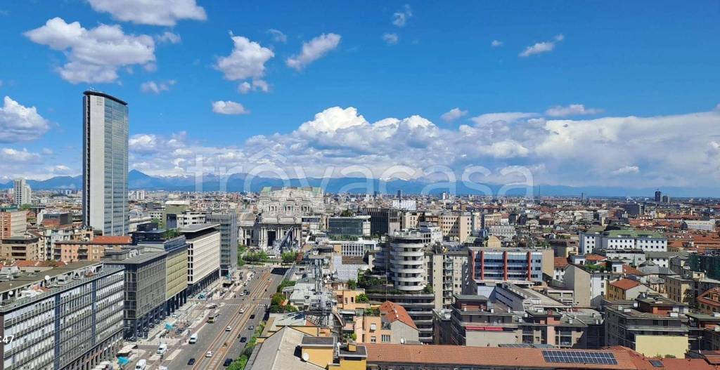 appartamento in vendita a Milano in zona Centro Direzionale