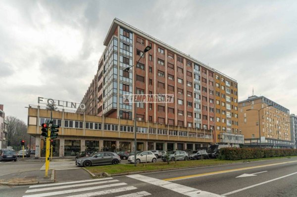 appartamento in vendita a Milano in zona Famagosta