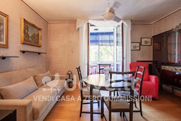 appartamento in vendita a Milano in zona Segnano