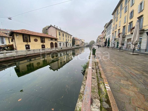 appartamento in vendita a Milano in zona Porta Ticinese