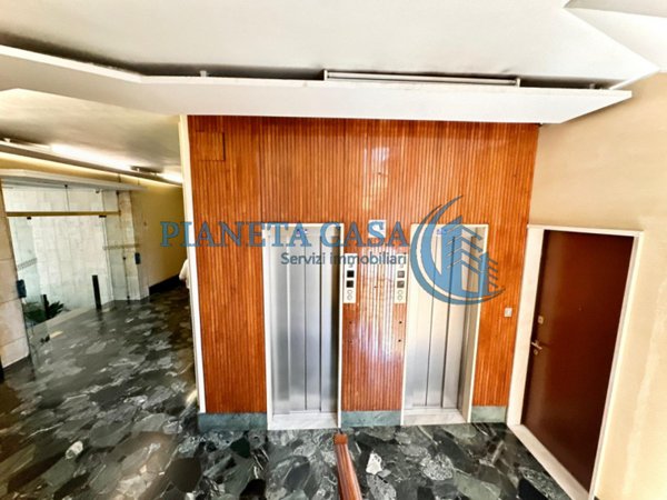appartamento in vendita a Milano in zona Sempione