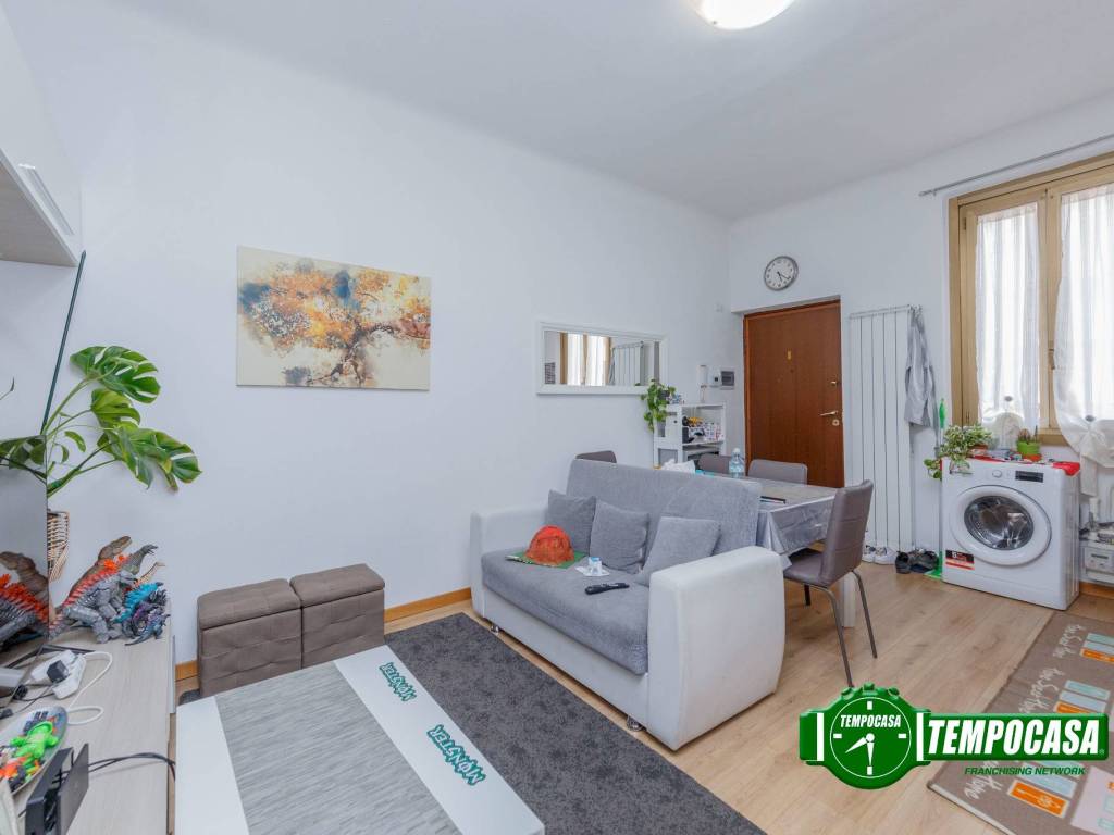 appartamento in vendita a Milano in zona Cagnola