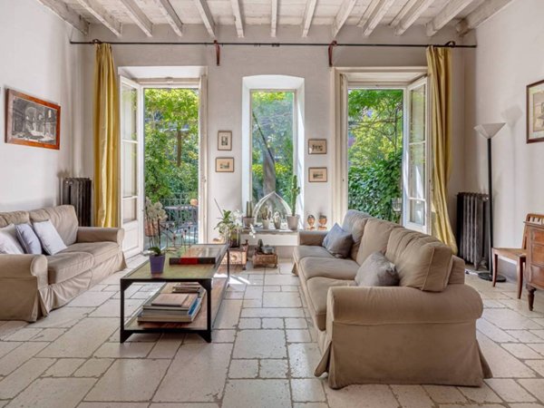 casa indipendente in vendita a Milano