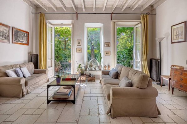 casa indipendente in vendita a Milano