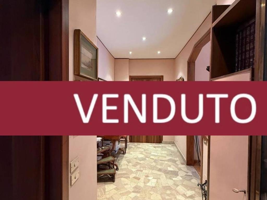 appartamento in vendita a Milano in zona Solari