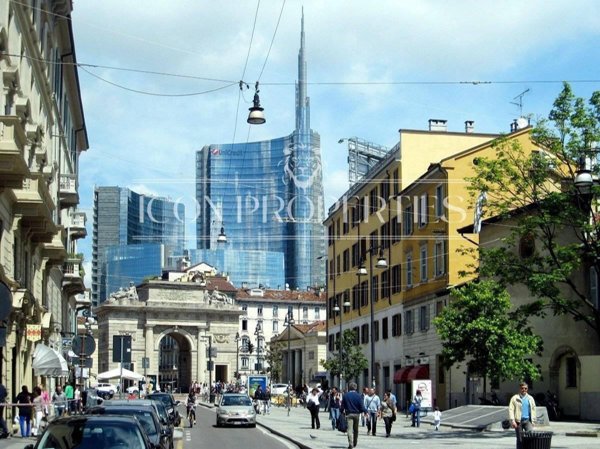 appartamento in vendita a Milano in zona Porta Garibaldi