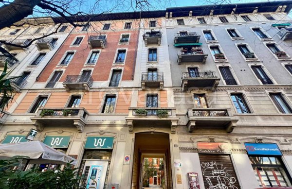 appartamento in vendita a Milano in zona XXII Marzo
