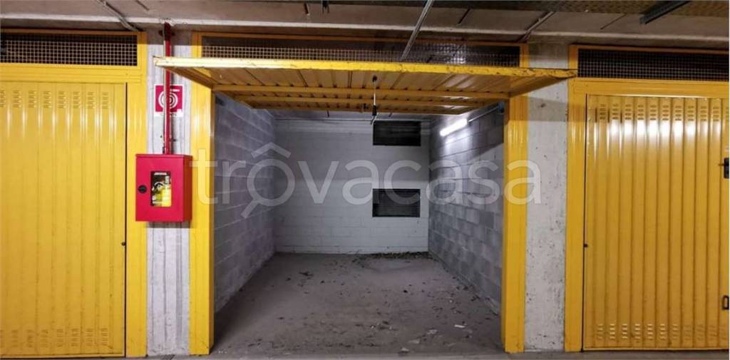 appartamento in vendita a Milano in zona Dergano