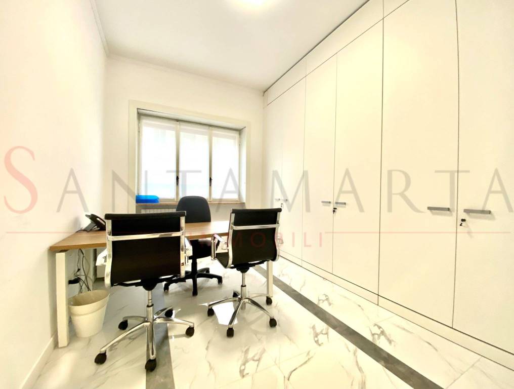 ufficio in vendita a Milano