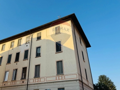 appartamento in vendita a Milano in zona Rogoredo