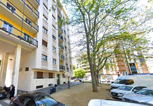 appartamento in vendita a Milano in zona Sempione