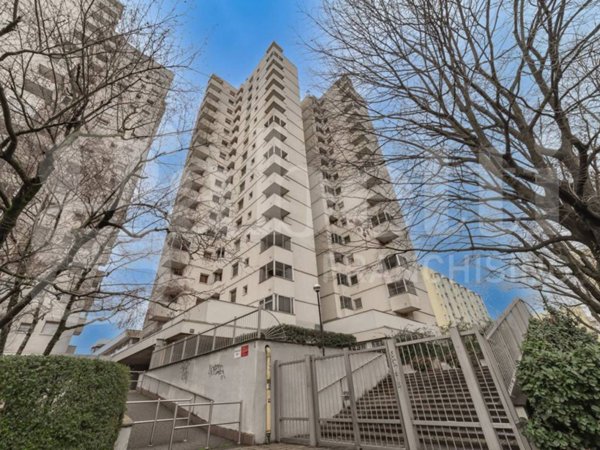 appartamento in vendita a Milano in zona Chiesa Rossa