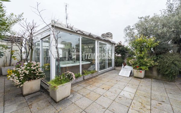 appartamento in vendita a Milano in zona Solari