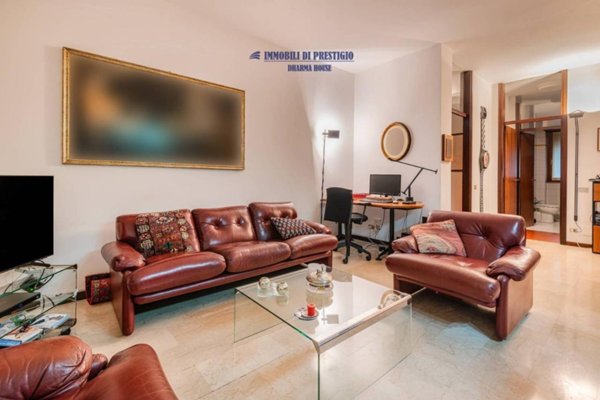 appartamento in vendita a Milano in zona Vigentino