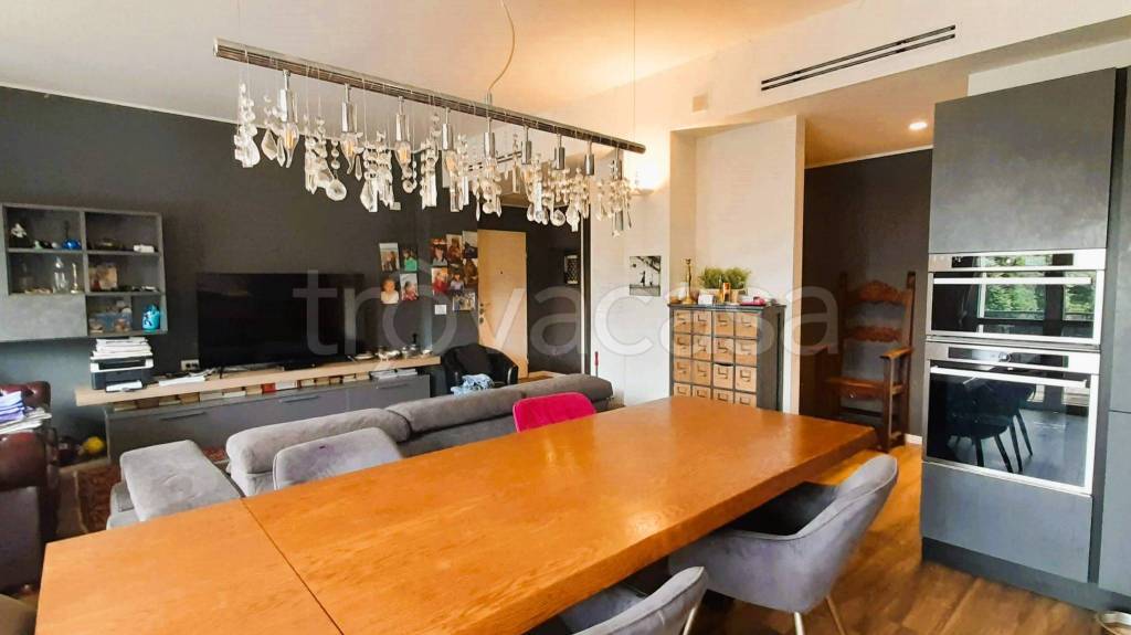 appartamento in vendita a Milano in zona Centro Storico