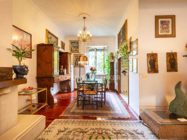 casa indipendente in vendita a Milano in zona Cagnola