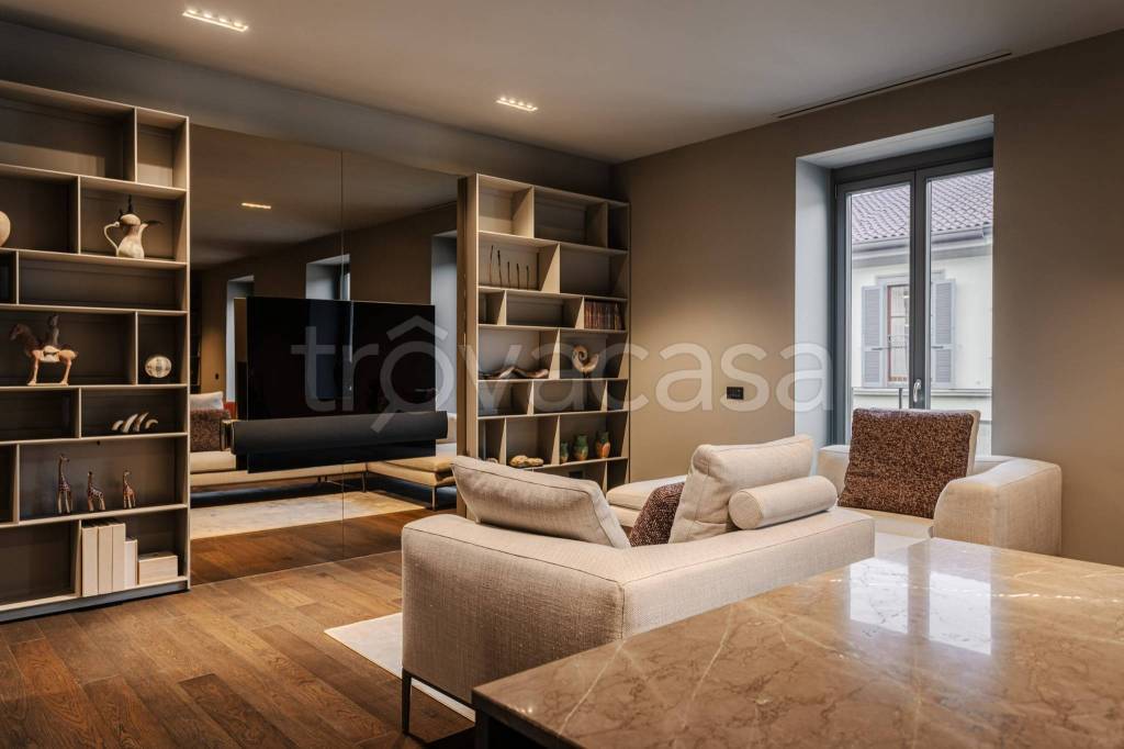 appartamento in vendita a Milano in zona Isola