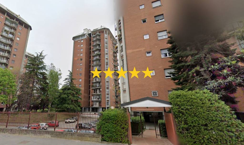 appartamento in vendita a Milano in zona Gallaratese