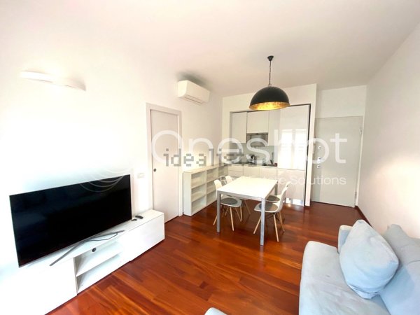 appartamento in vendita a Milano in zona Isola