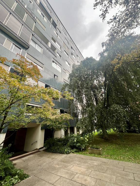appartamento in vendita a Milano in zona Sempione