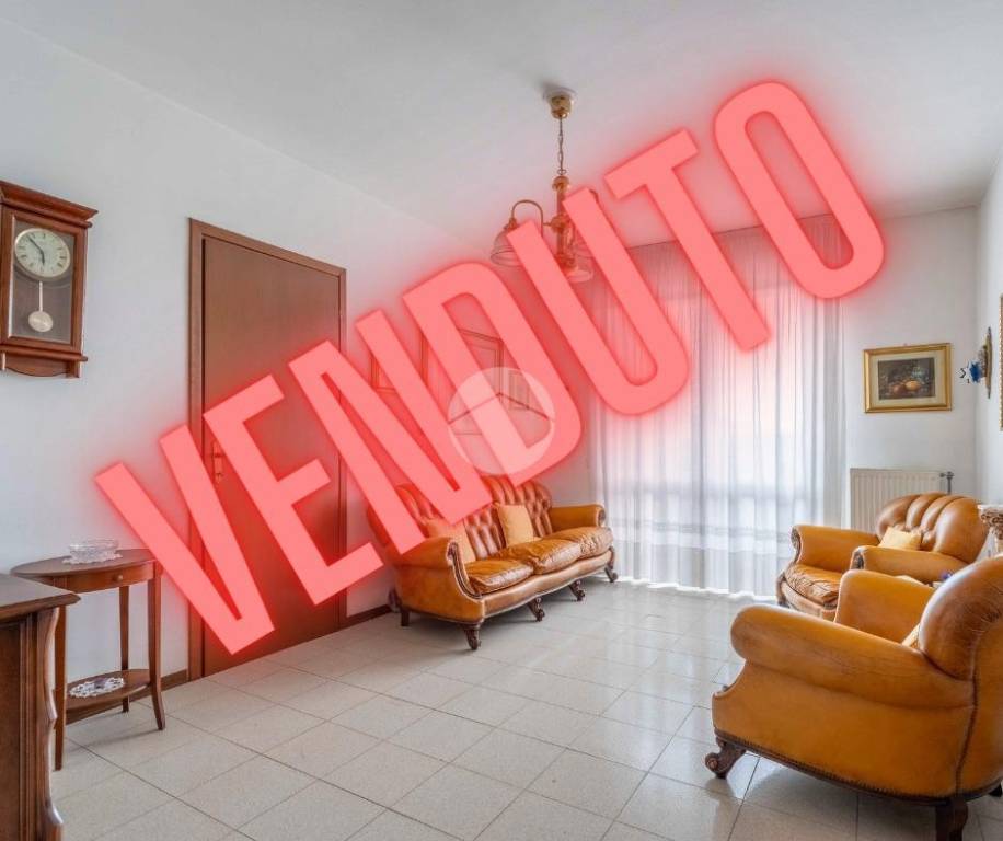 appartamento in vendita a Milano in zona Gratosoglio