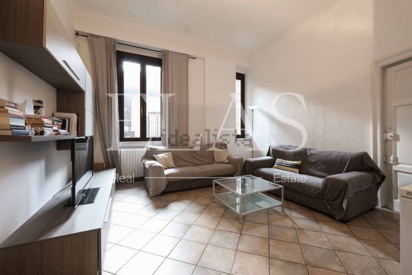 appartamento in vendita a Milano in zona Isola