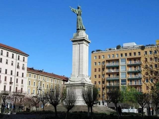 appartamento in vendita a Milano in zona Porta Venezia