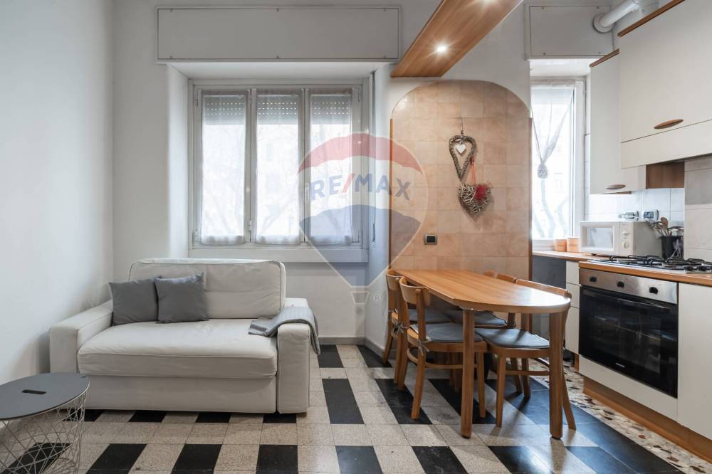 appartamento in vendita a Milano in zona Ortica
