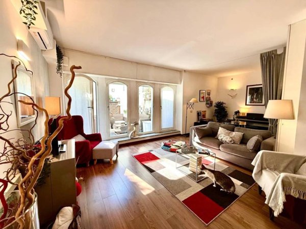 appartamento in vendita a Milano in zona Barona